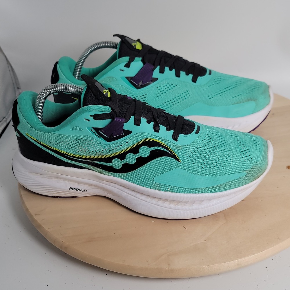 SAUCONY Women's Guide 15 Running Shoes Size 9 Cool Mint Acid/Black